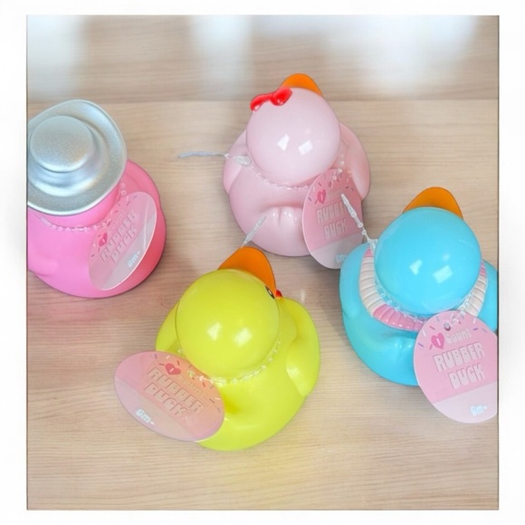 Target Bullseye Playground Valentines Day Ducks Set of 4 - Picture 2 of 4